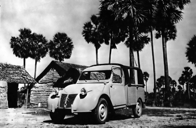 Cambodian Citro�n 2CV