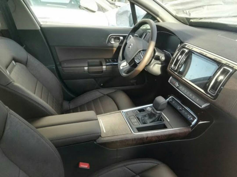 Dongfeng Citro�n C6